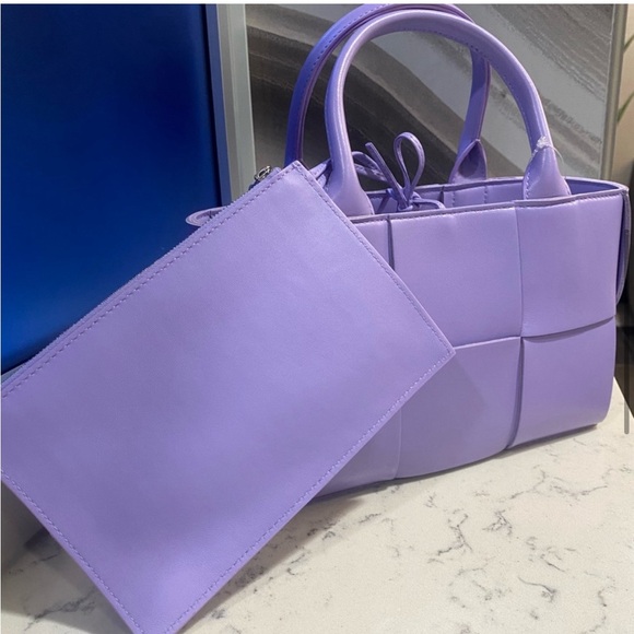 💜 NWT Bottega Veneta Mini Arco Intrecciato Tote 💜 - Picture 3 of 4